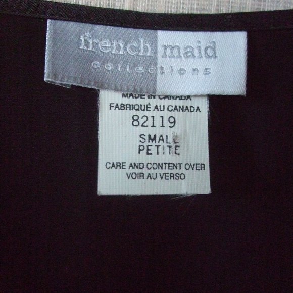 Exquisite Black French Maid Dressing Gown- Pleated  Lacy Sleeves - Picture 5 of 8